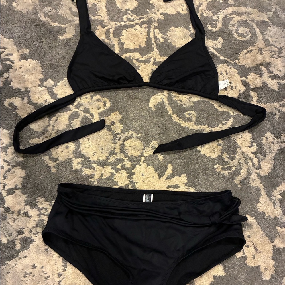 Black Triangle Bikini Set with sweet bow accent on bottoms!!!!